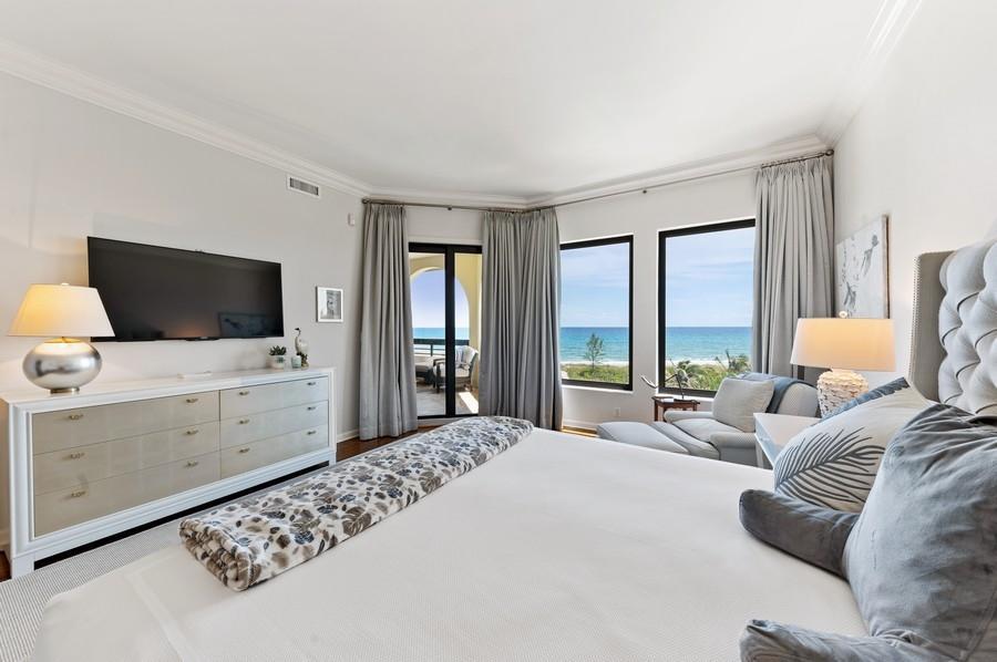 EL CORTIJO CONDO - Residential