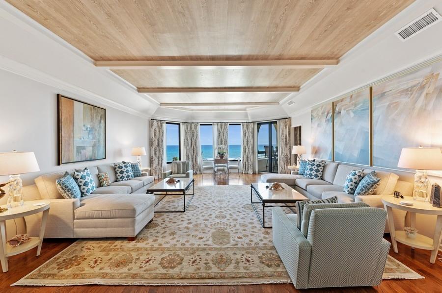 EL CORTIJO CONDO - Residential