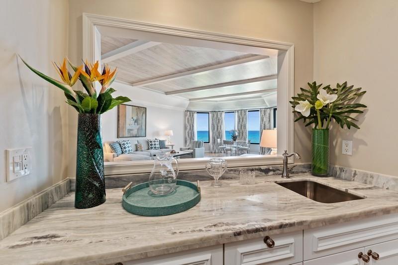 EL CORTIJO CONDO - Residential