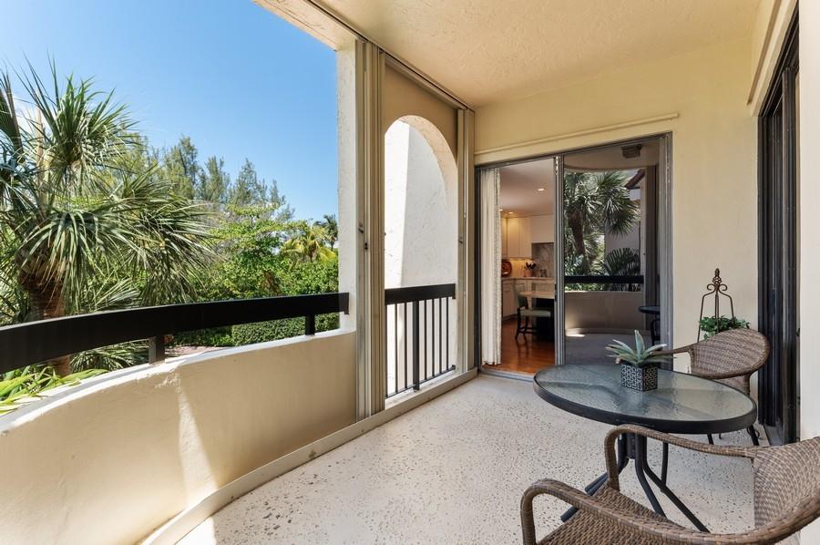 EL CORTIJO CONDO - Residential