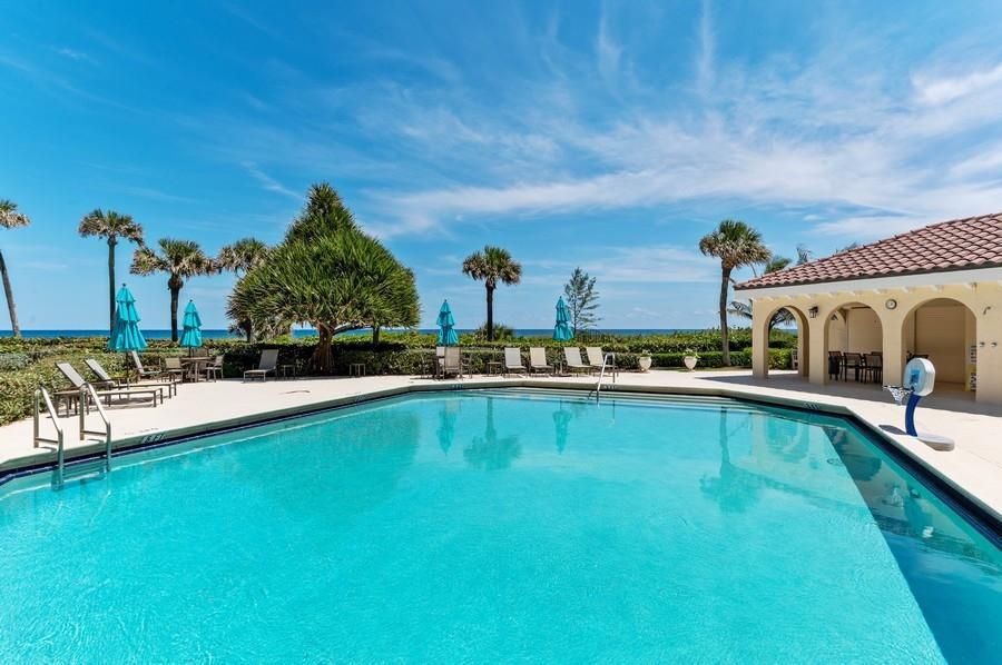 EL CORTIJO CONDO - Residential