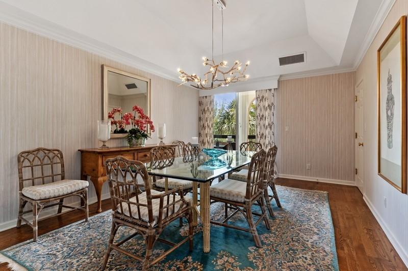 EL CORTIJO CONDO - Residential