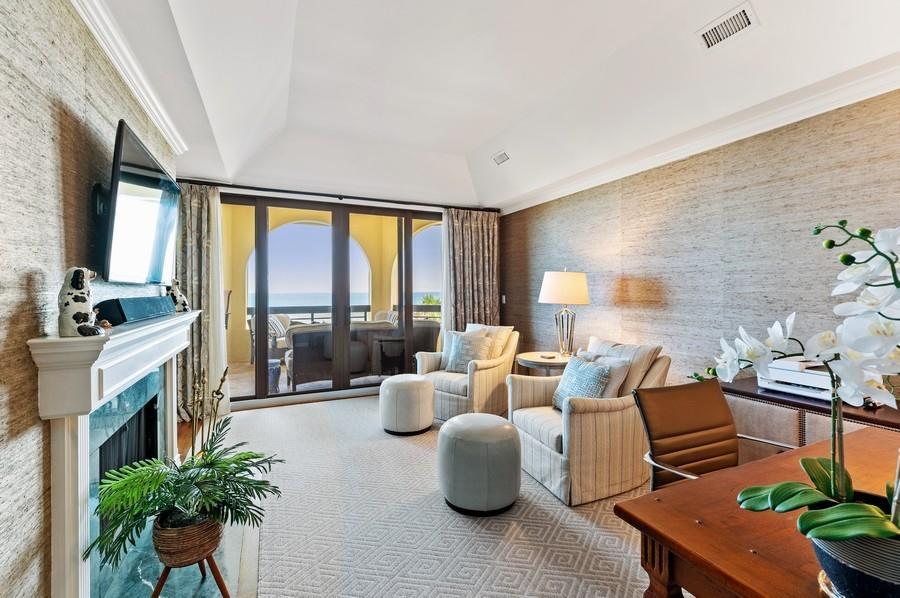 EL CORTIJO CONDO - Residential