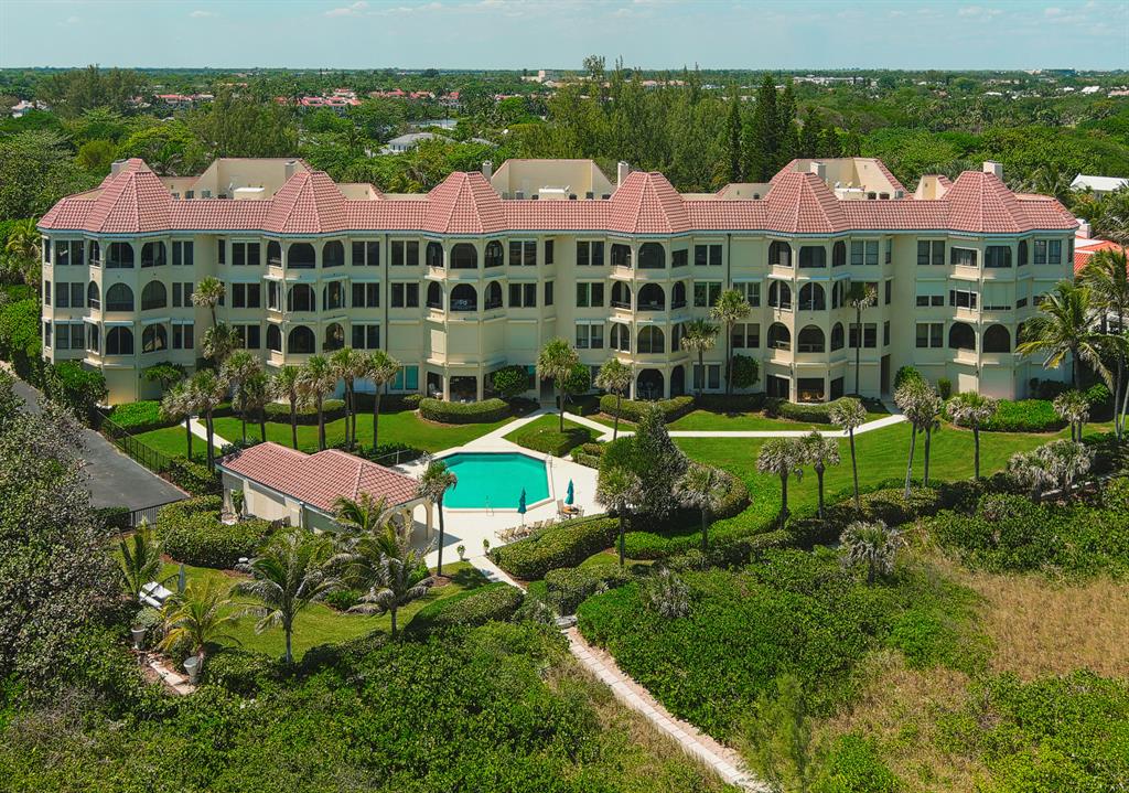 EL CORTIJO CONDO - Residential