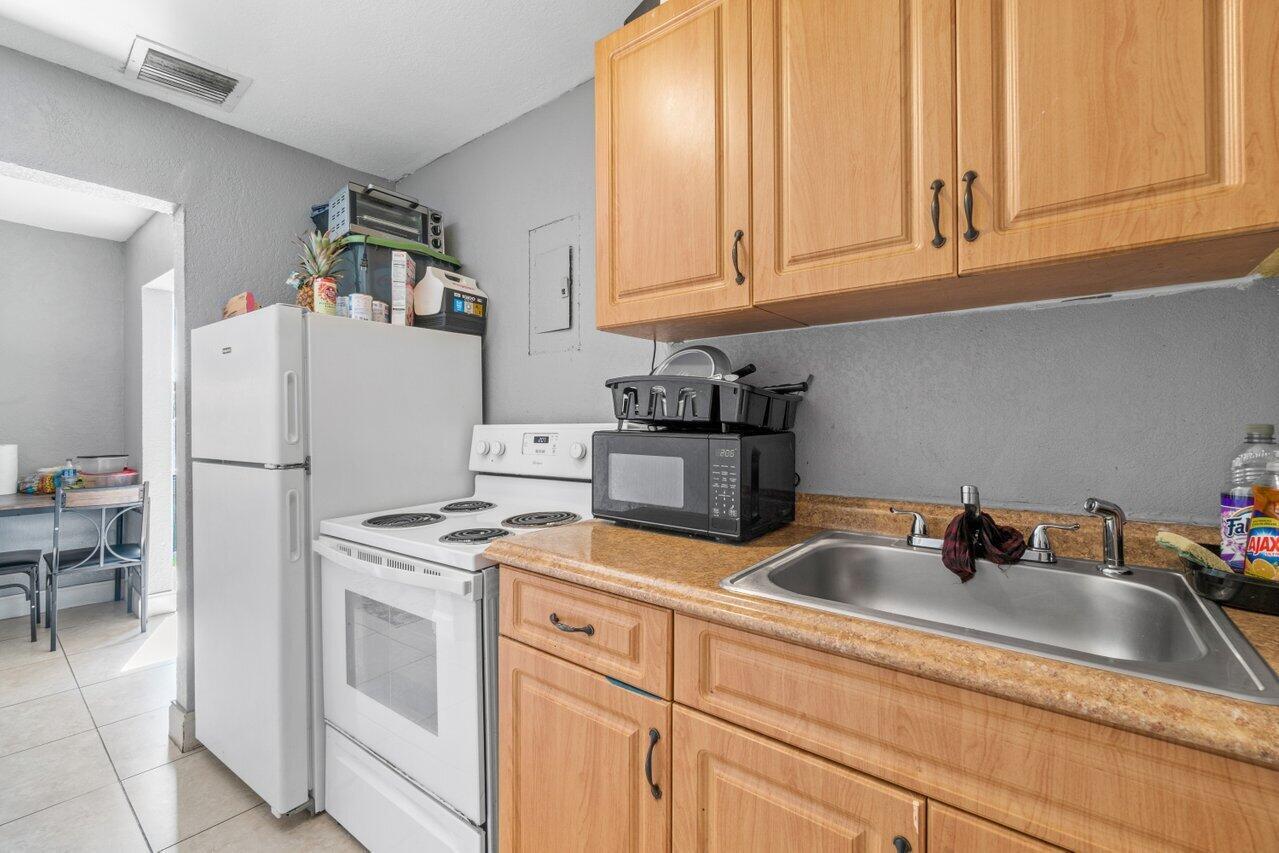 GREENACRES 2 - Residential Income