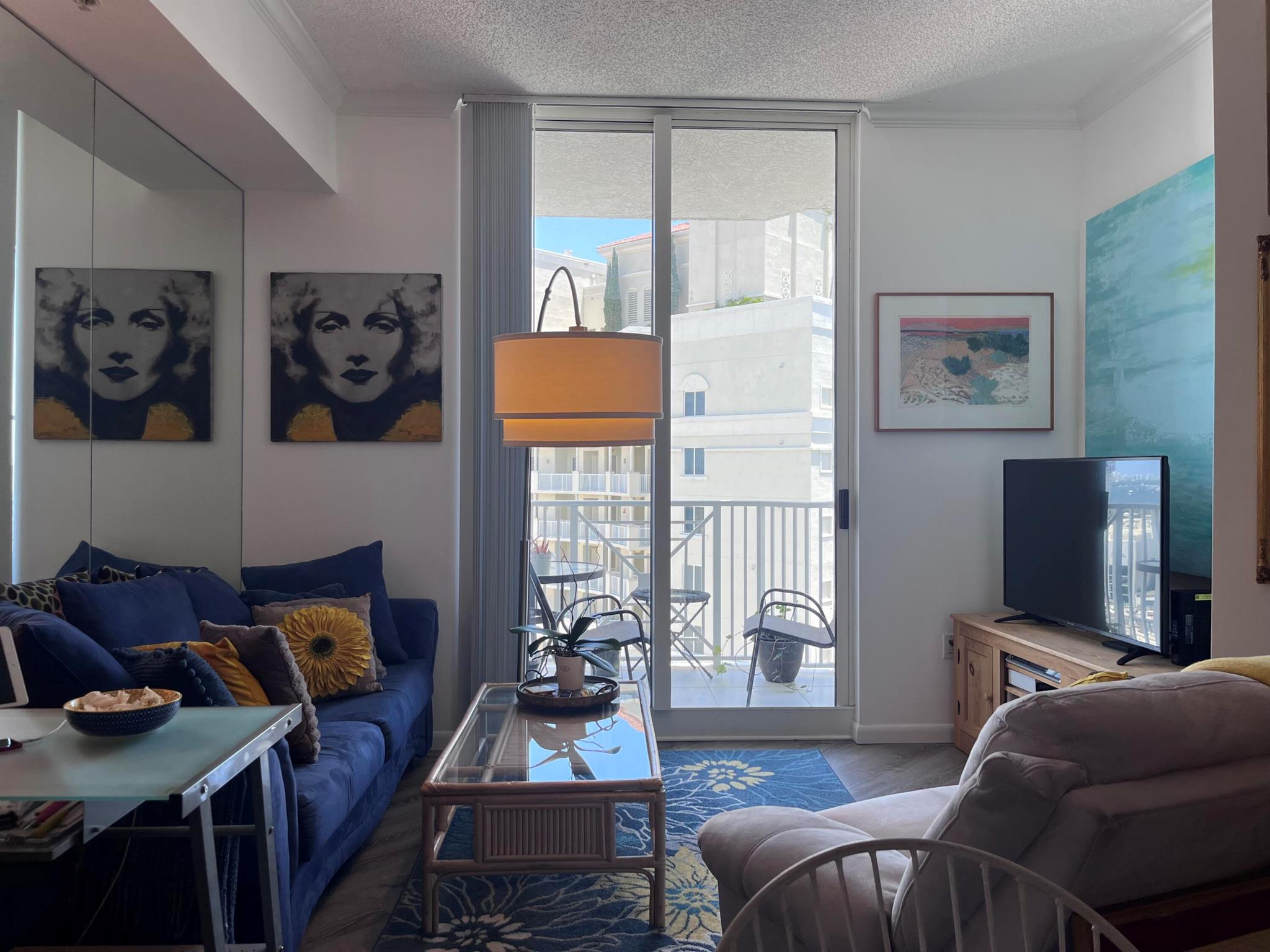 255 Evernia Street 1518