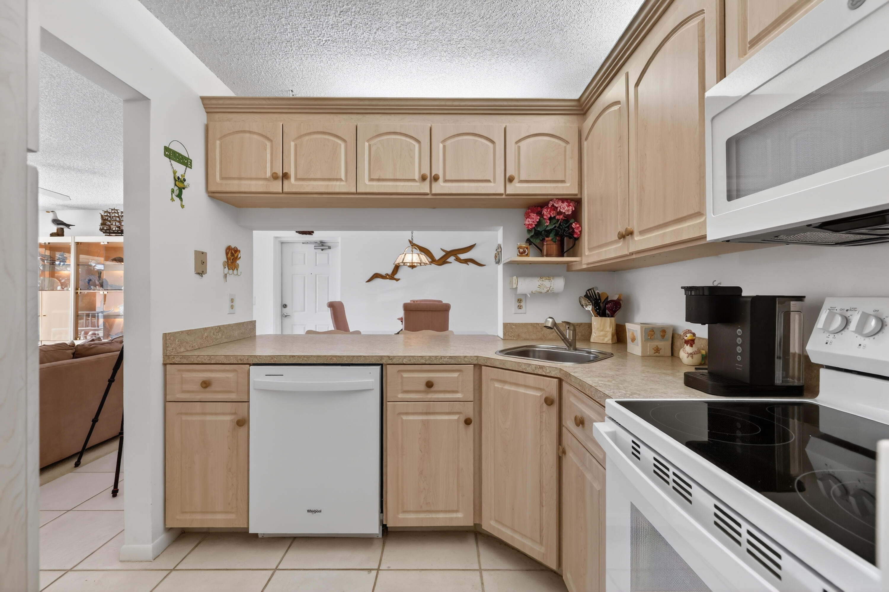 4444 NE Ocean B2 108