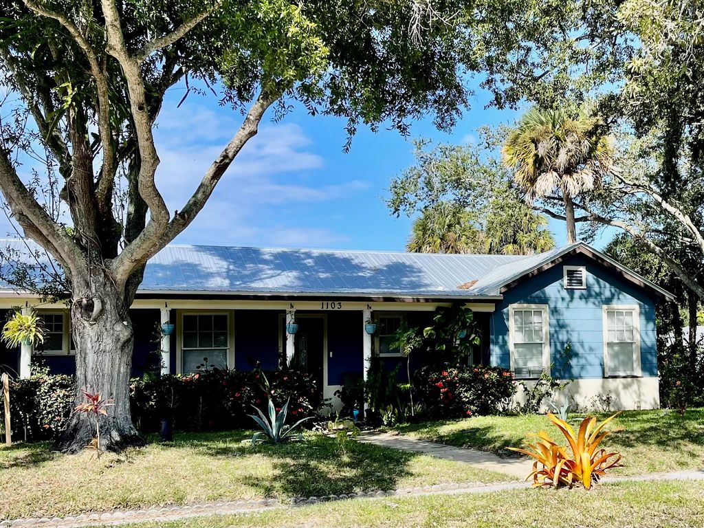Photo of 1103 Colonial Road, Fort Pierce, FL 34950 (MLS # R11138450)