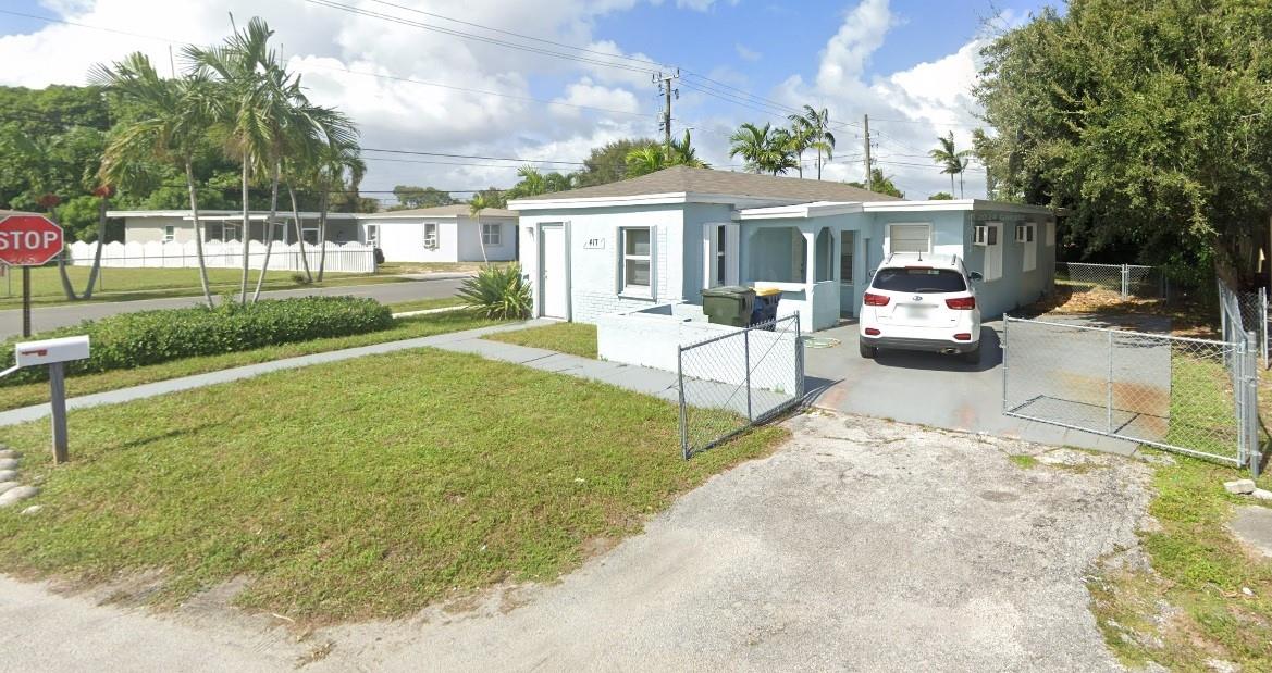 417 SW 7th Ter