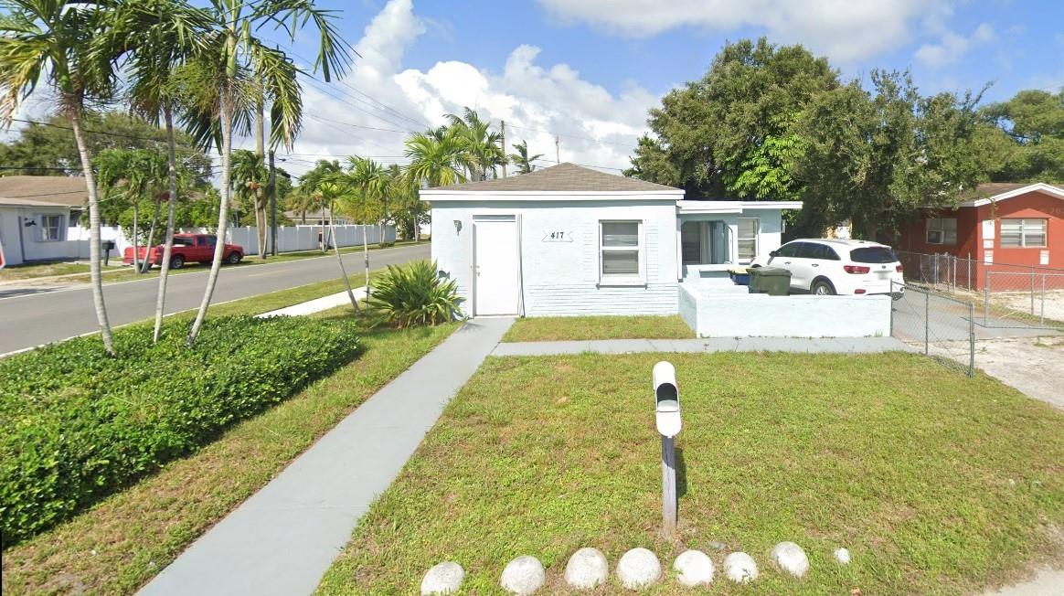 417 SW 7th Ter