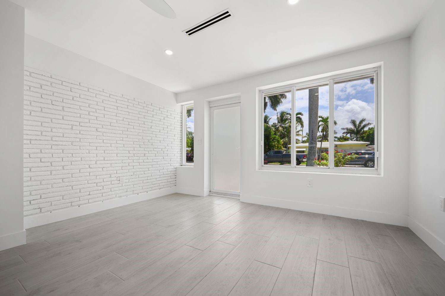 Hollywood Lakes Sec 1-32 - Residential