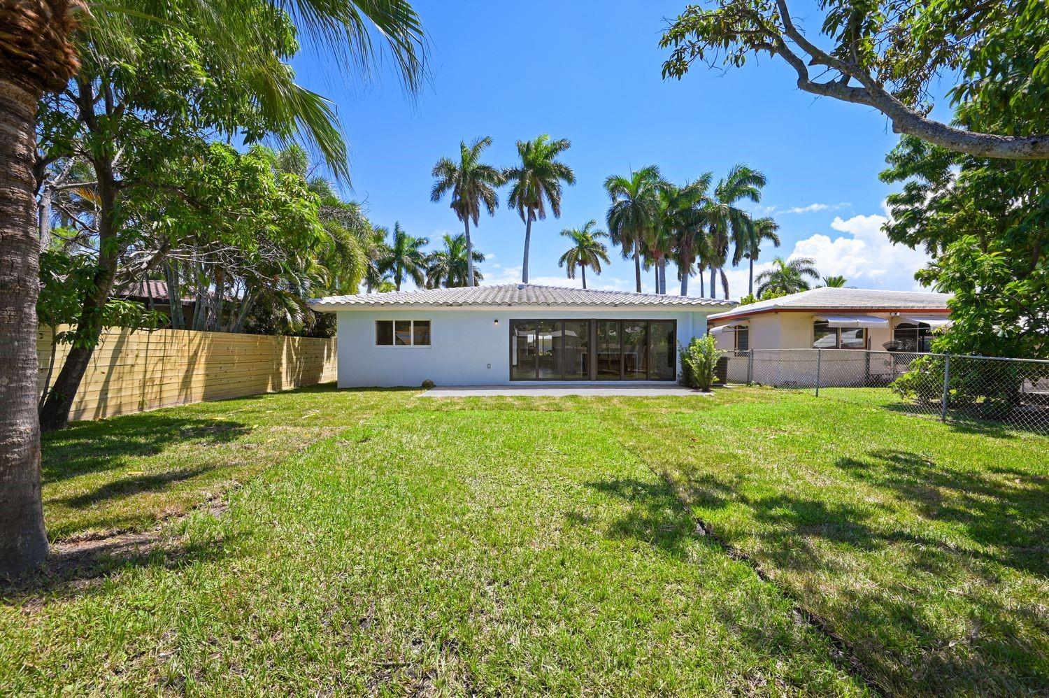Hollywood Lakes Sec 1-32 - Residential
