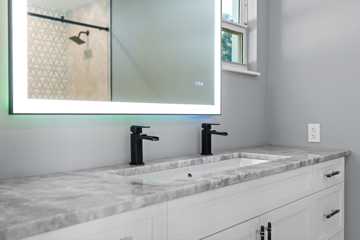 Hillbrook 30-4 B - Residential