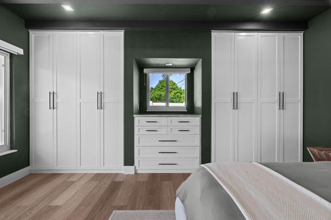 Hillbrook 30-4 B - Residential