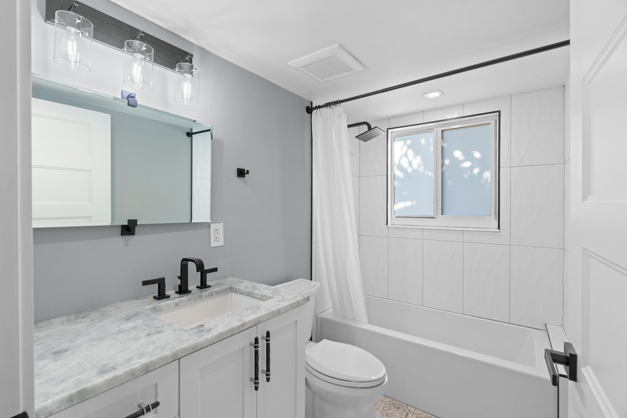 Hillbrook 30-4 B - Residential