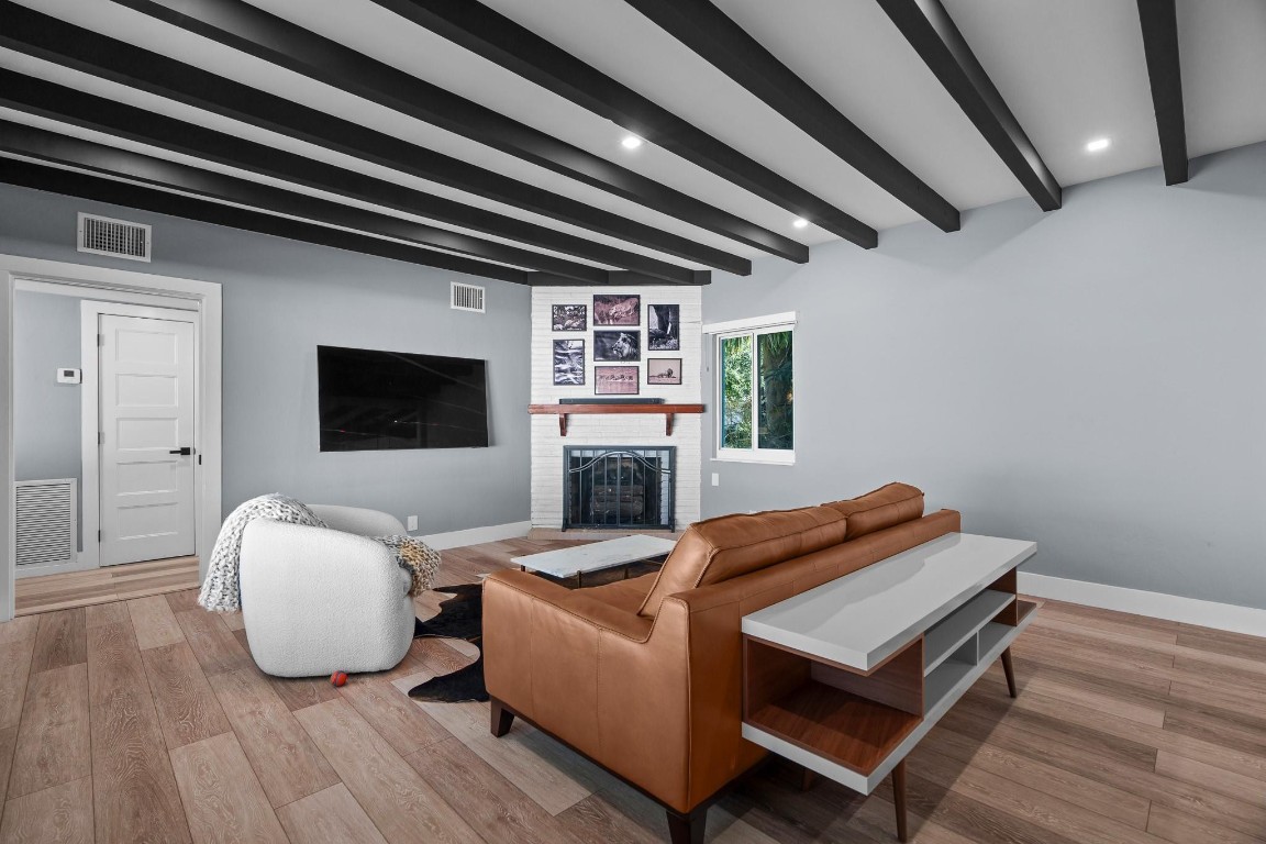 Hillbrook 30-4 B - Residential