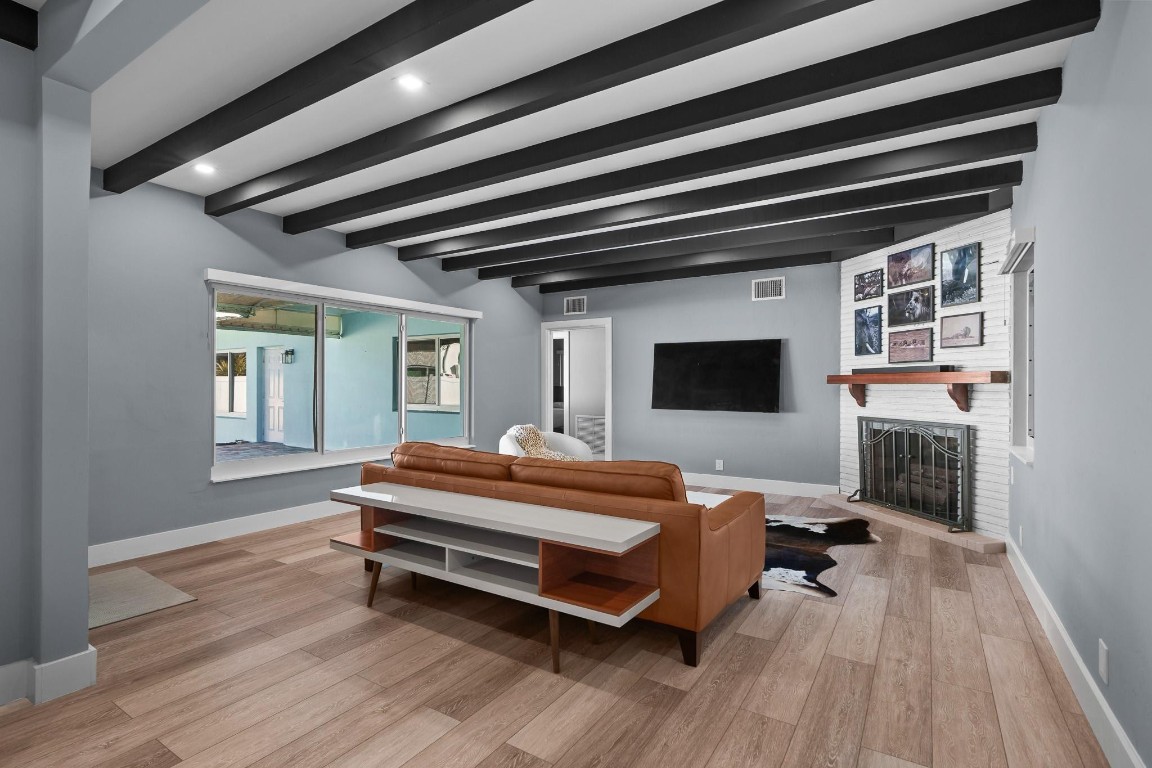 Hillbrook 30-4 B - Residential