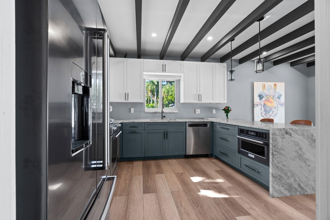 Hillbrook 30-4 B - Residential