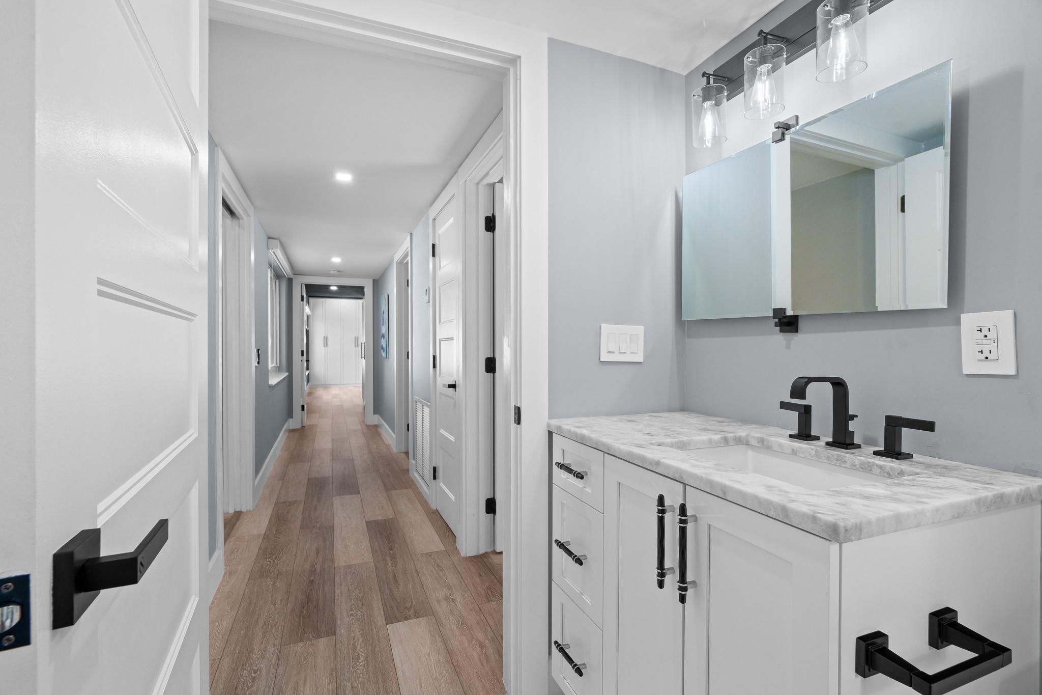 Hillbrook 30-4 B - Residential