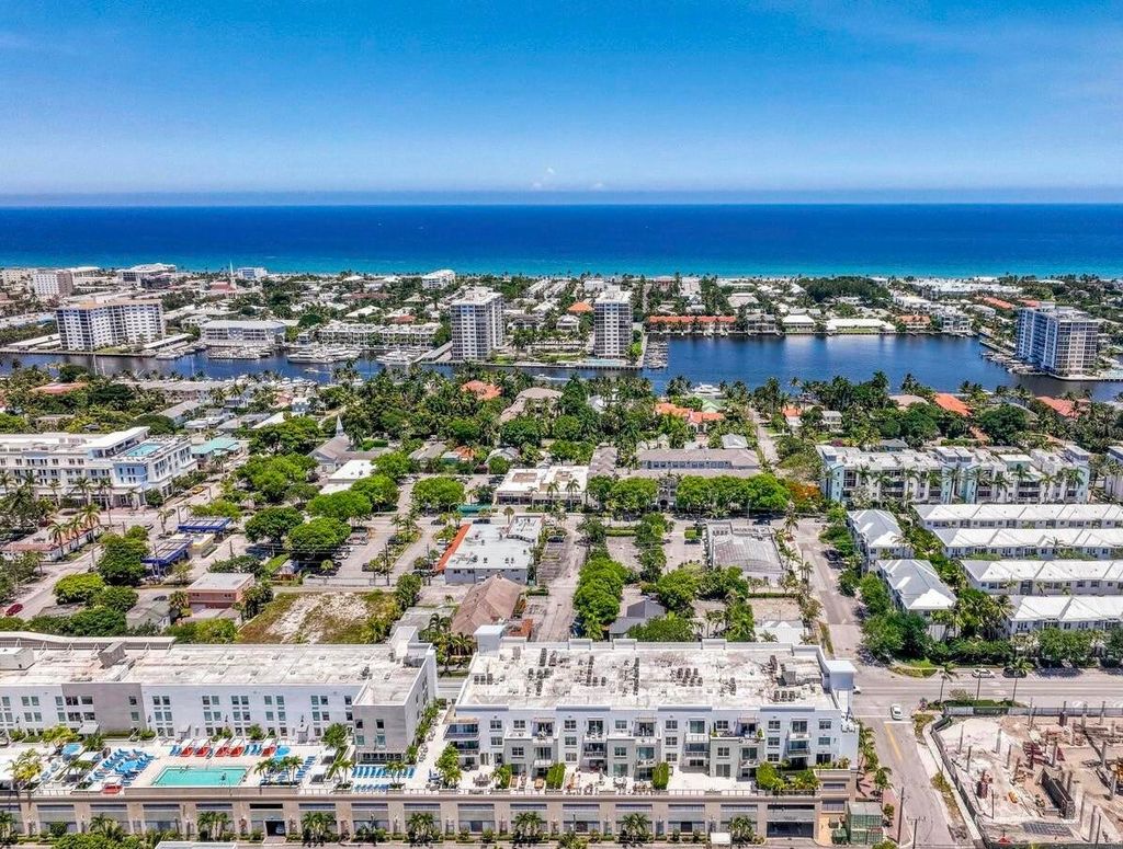 Photo of 236 SE 5th Avenue #205, Delray Beach, FL 33483 (MLS # B26042605)