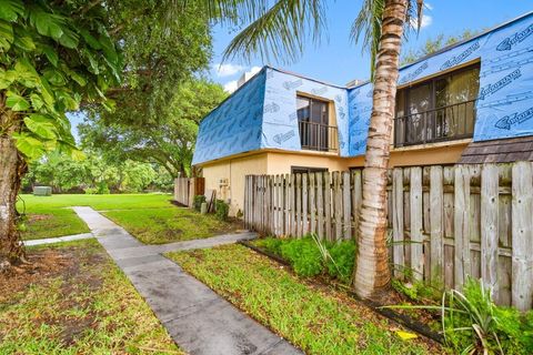 A home in Lake Worth