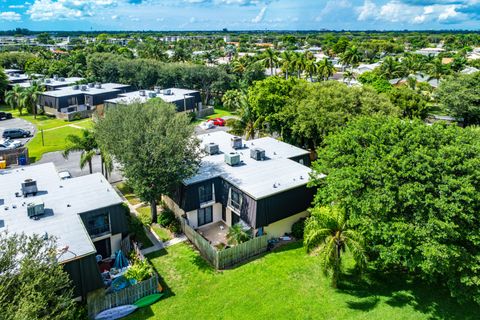 A home in Lake Worth