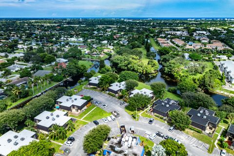 A home in Lake Worth