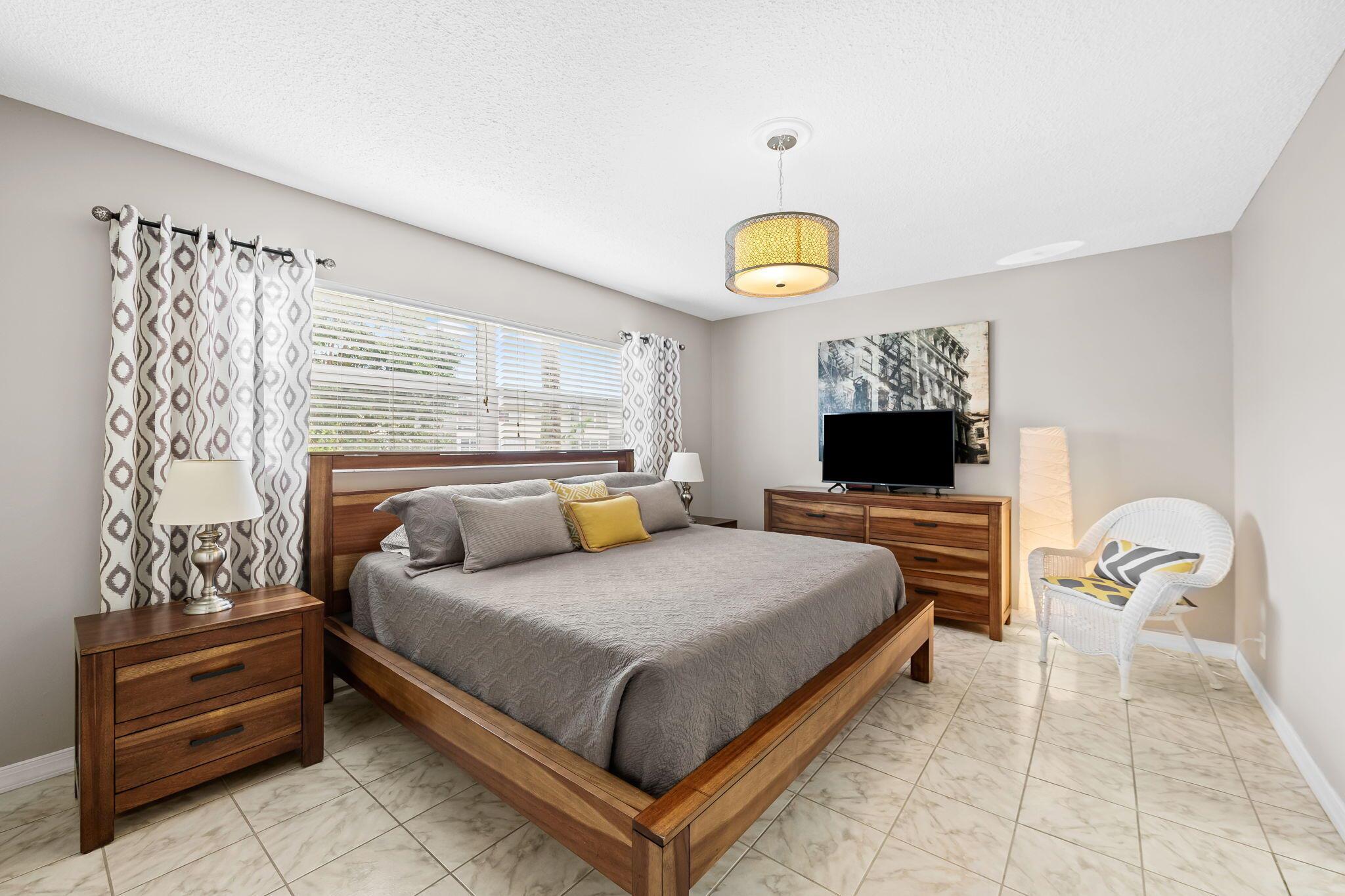 Lauderhill East - Residential