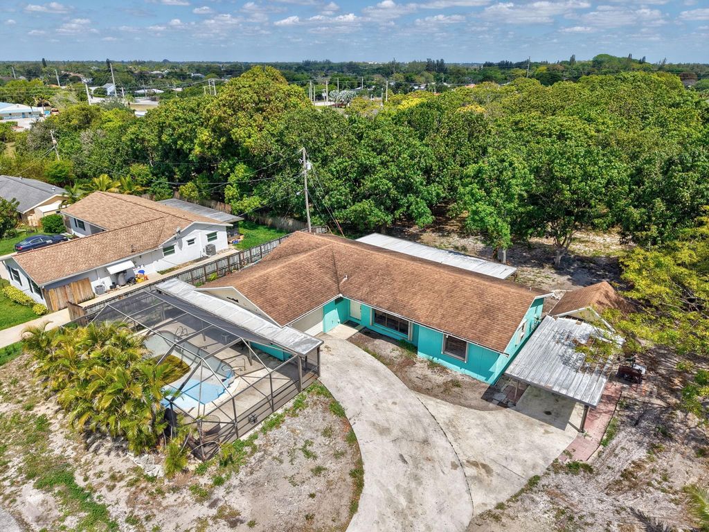 Photo of 1896 71st Street, Boynton Beach, FL 33426 (MLS # F10496923)