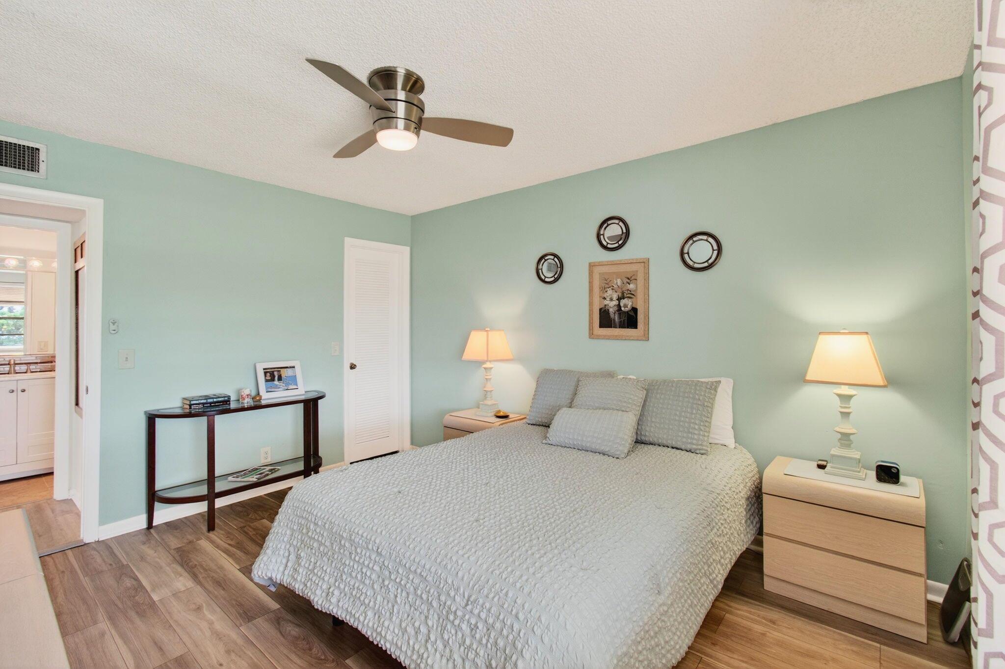 KINGS POINT - Residential