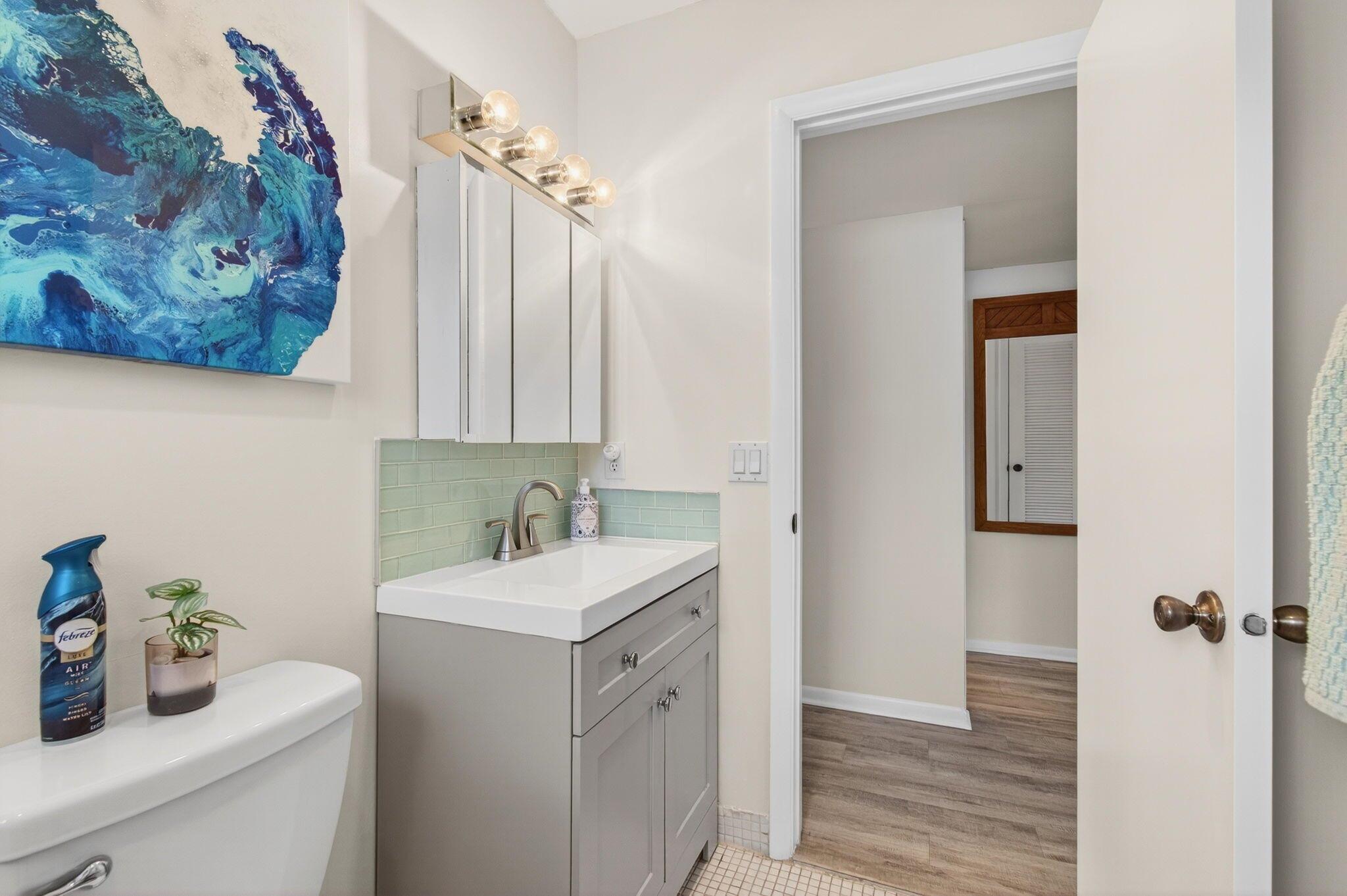 KINGS POINT - Residential