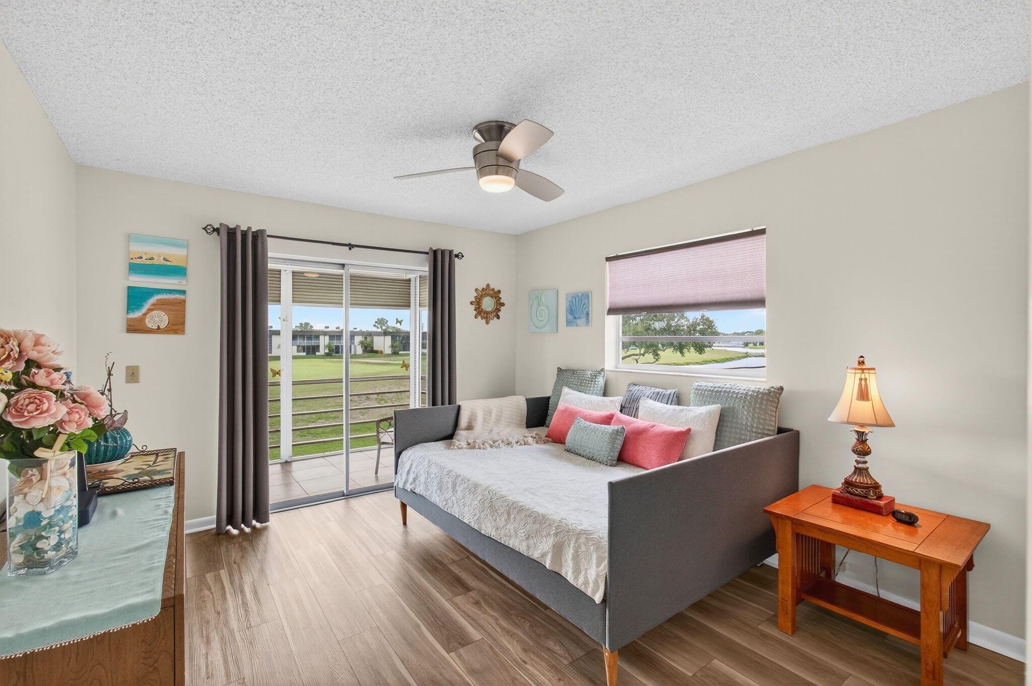 KINGS POINT - Residential