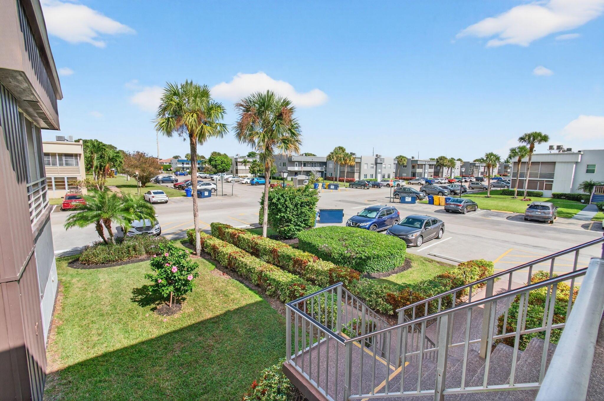 KINGS POINT - Residential