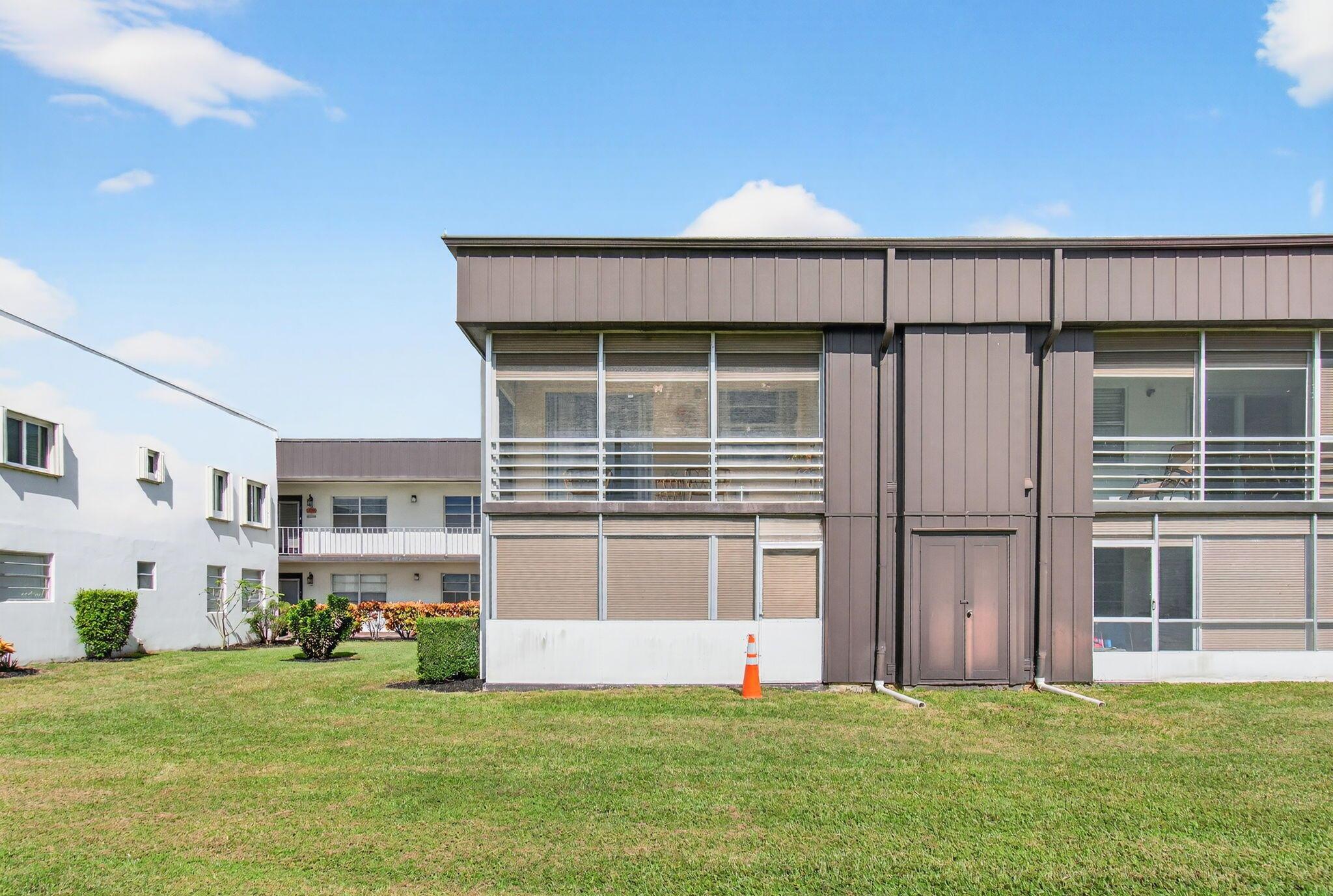 KINGS POINT - Residential