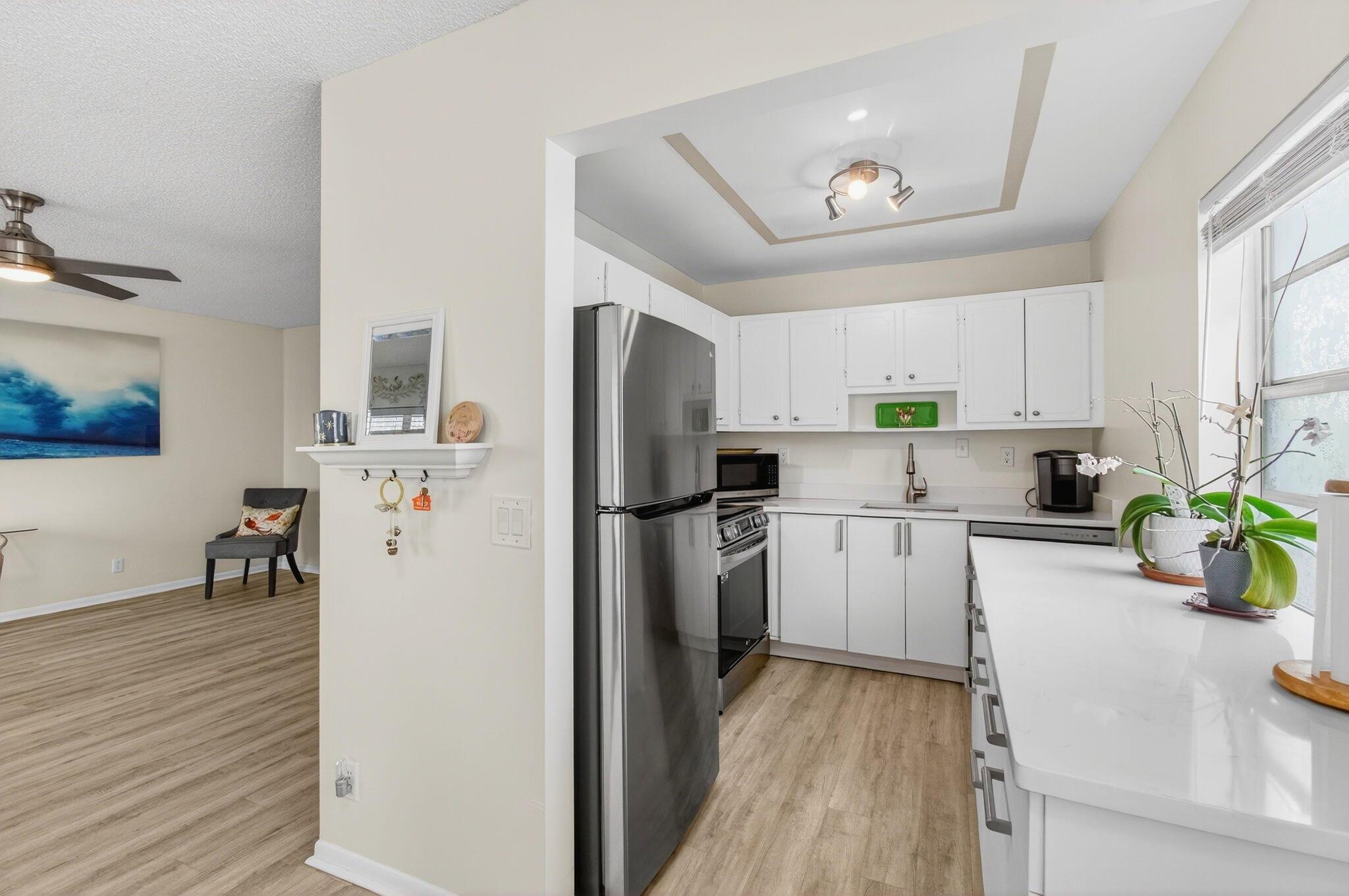 KINGS POINT - Residential