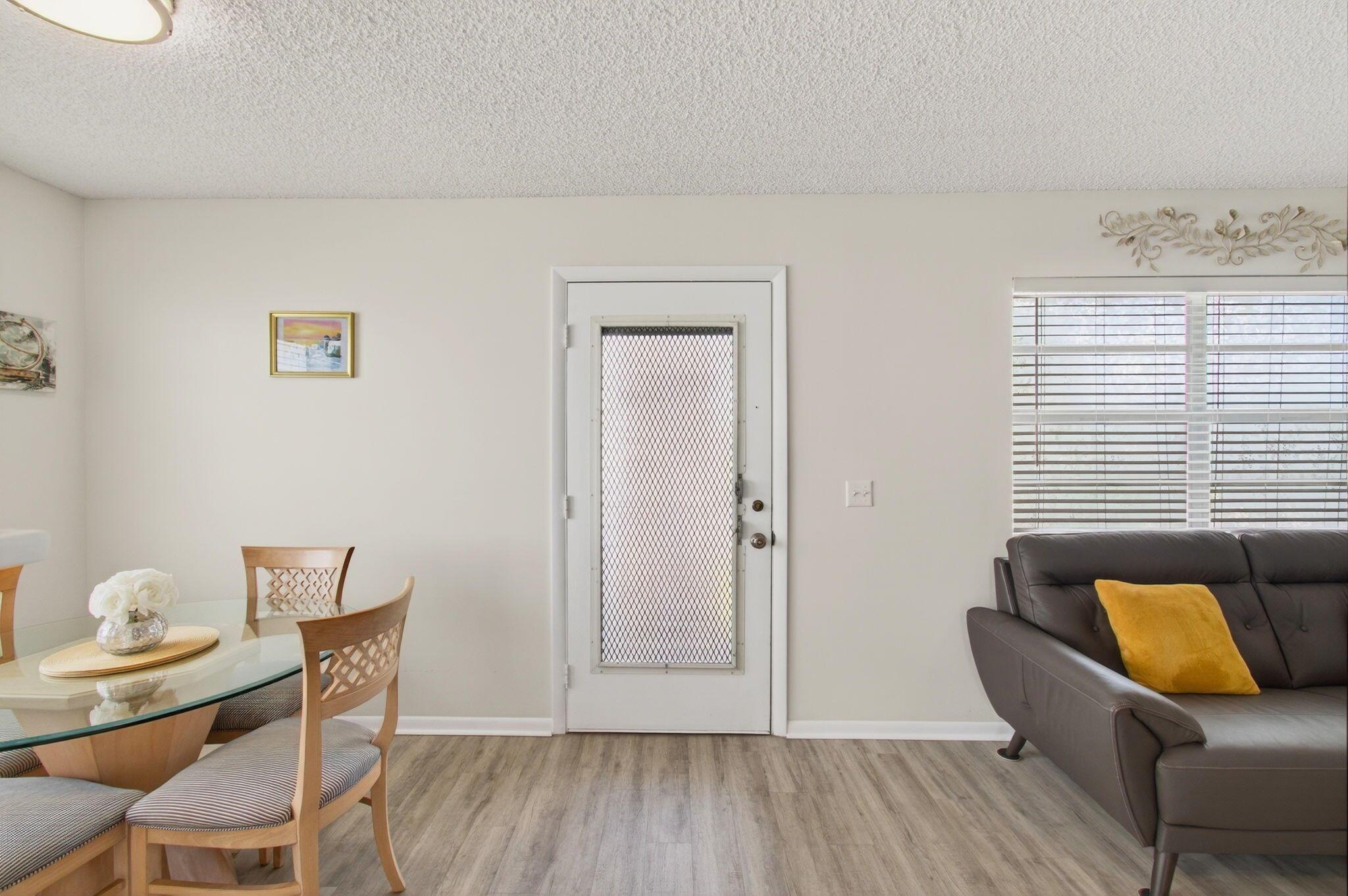 KINGS POINT - Residential