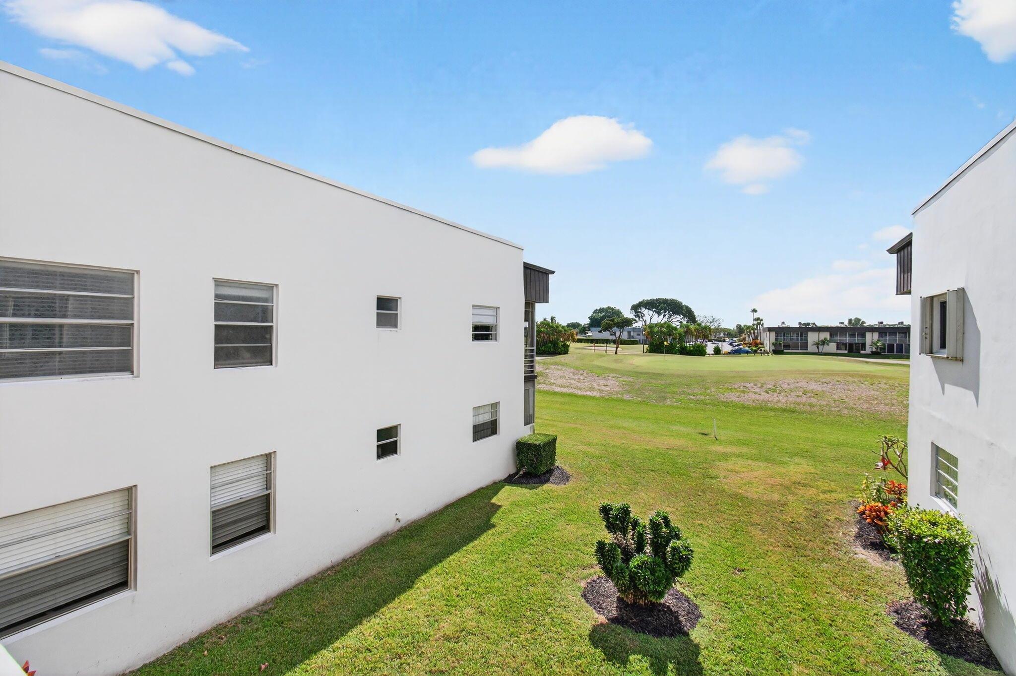 KINGS POINT - Residential