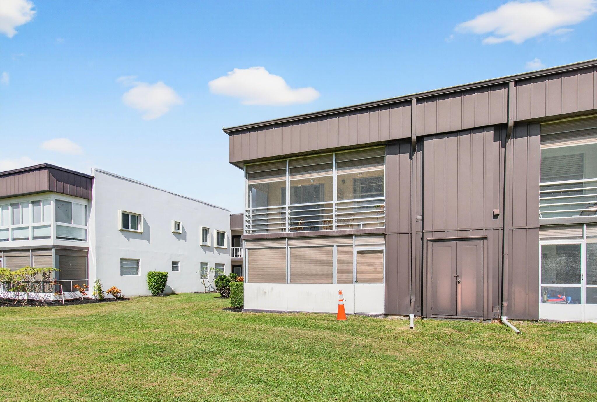 KINGS POINT - Residential