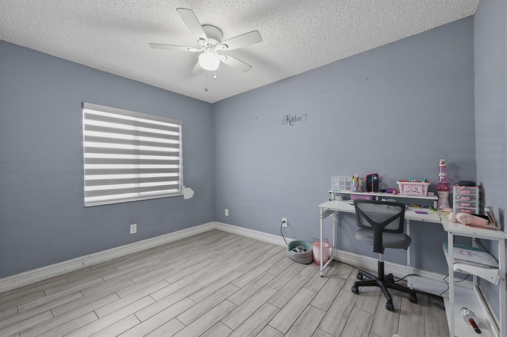 COUNTERPOINT ESTATES 1 - Residential