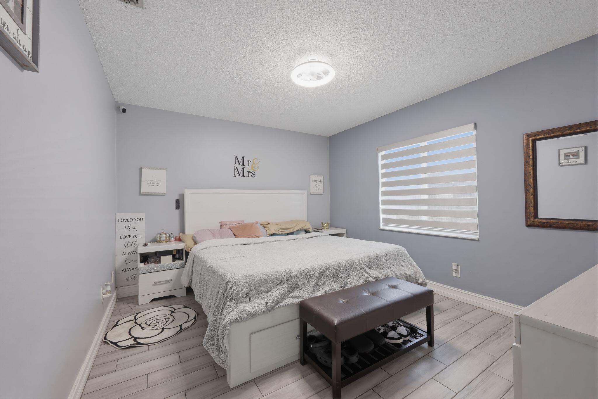 COUNTERPOINT ESTATES 1 - Residential