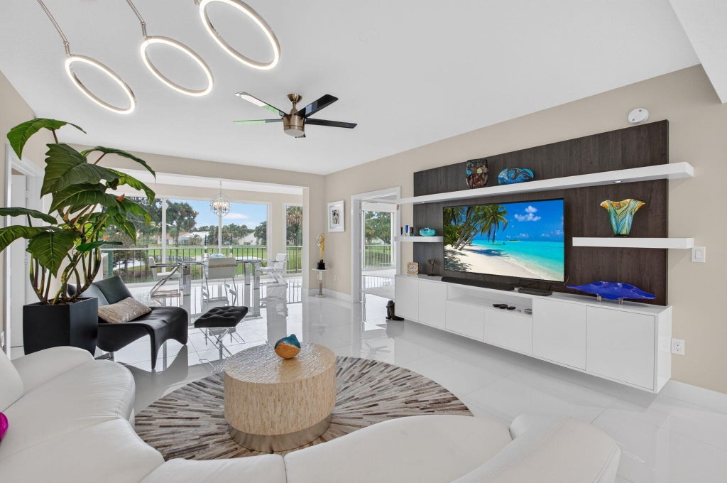 Photo of 17031 Boca Club Boulevard #062b, Boca Raton, FL 33487 (MLS # B26093014)