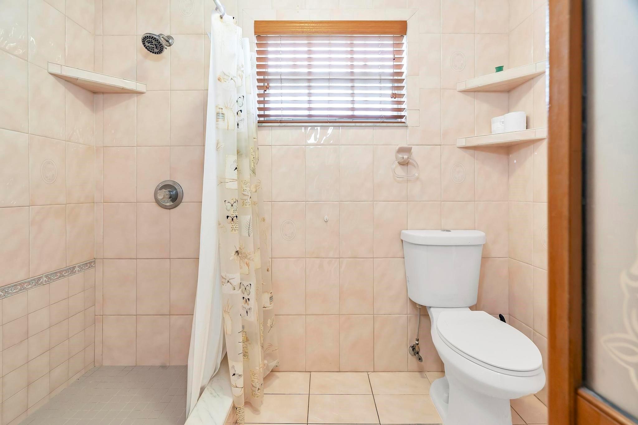 Palm Spgs 5th Add - Residential Lease