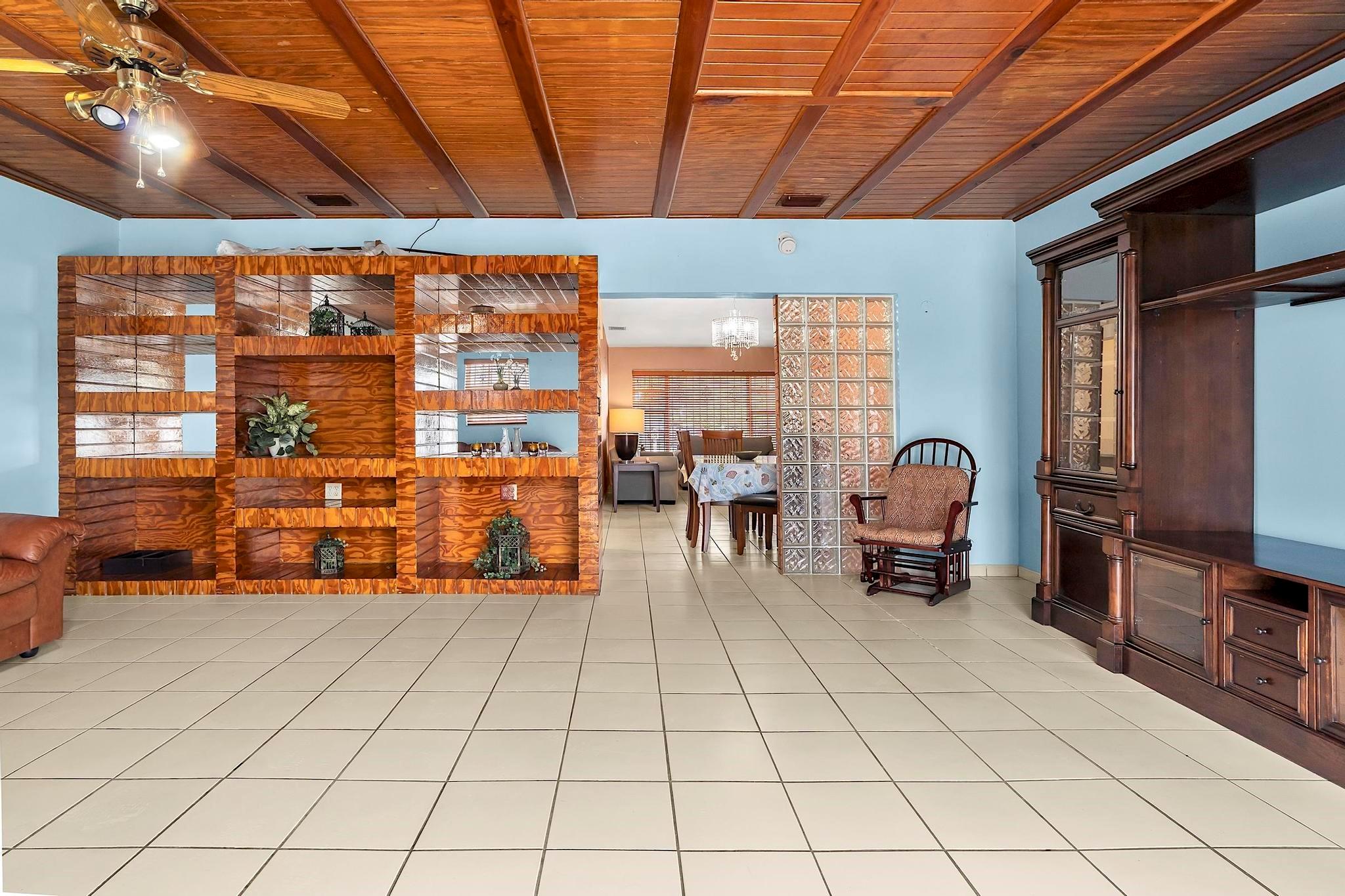 Palm Spgs 5th Add - Residential Lease