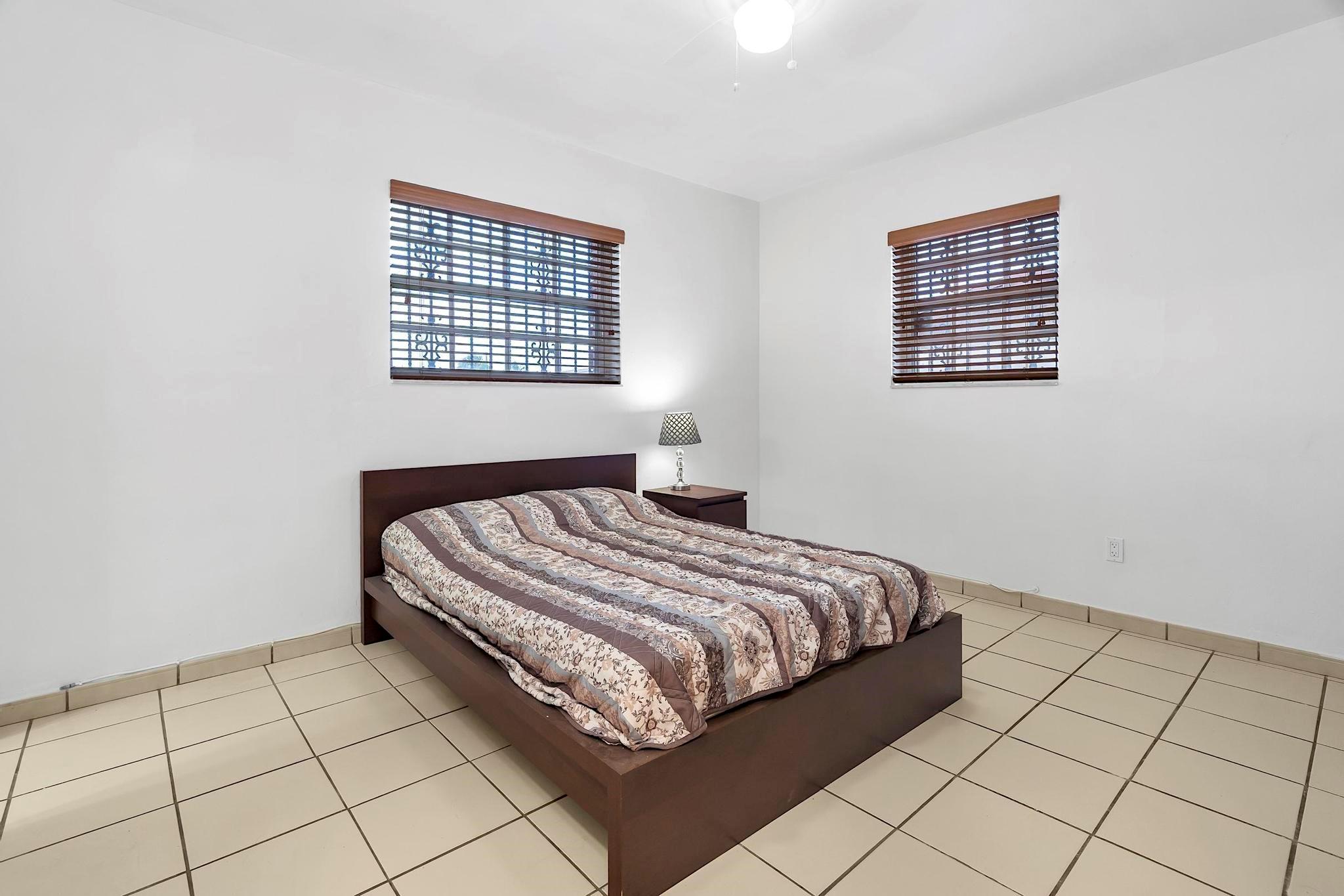 Palm Spgs 5th Add - Residential Lease