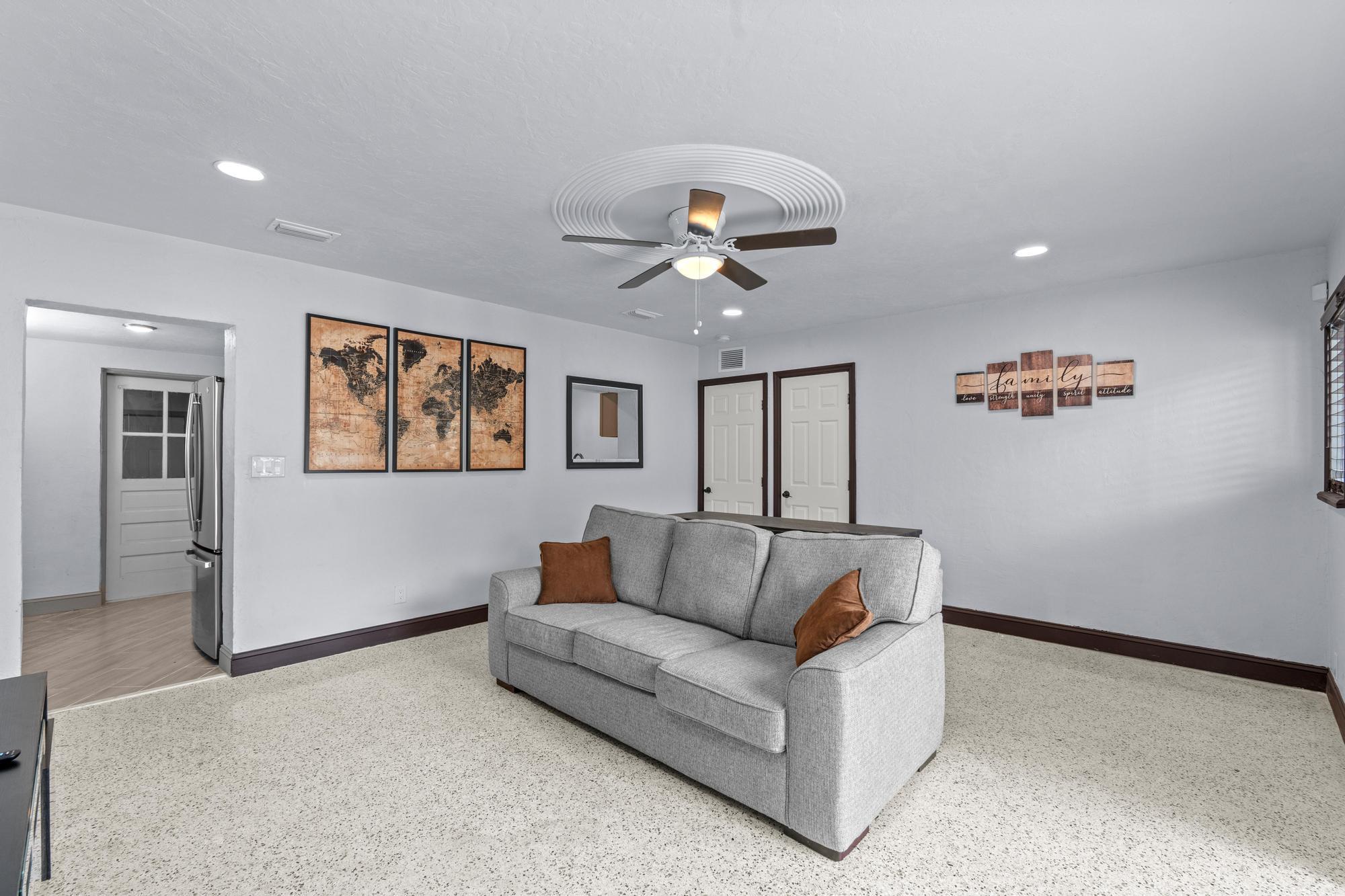 INLET CITY - Residential