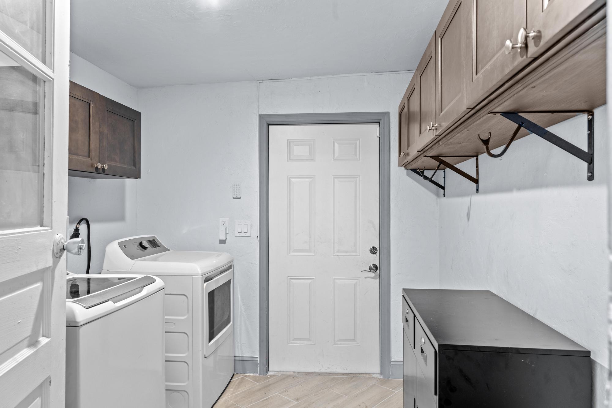 INLET CITY - Residential