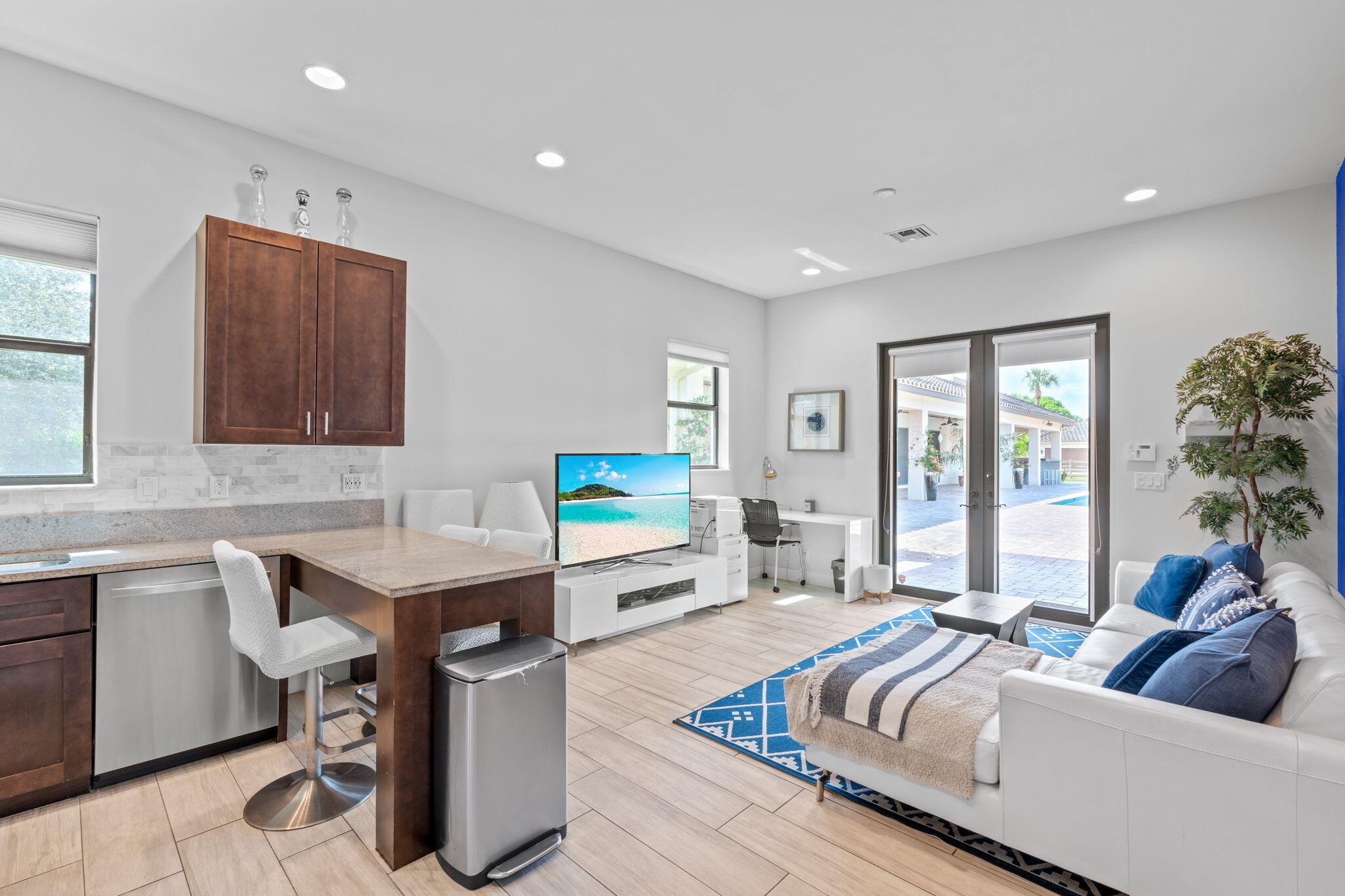 PADDOCK PARK NO 2 OF WELL - Residential