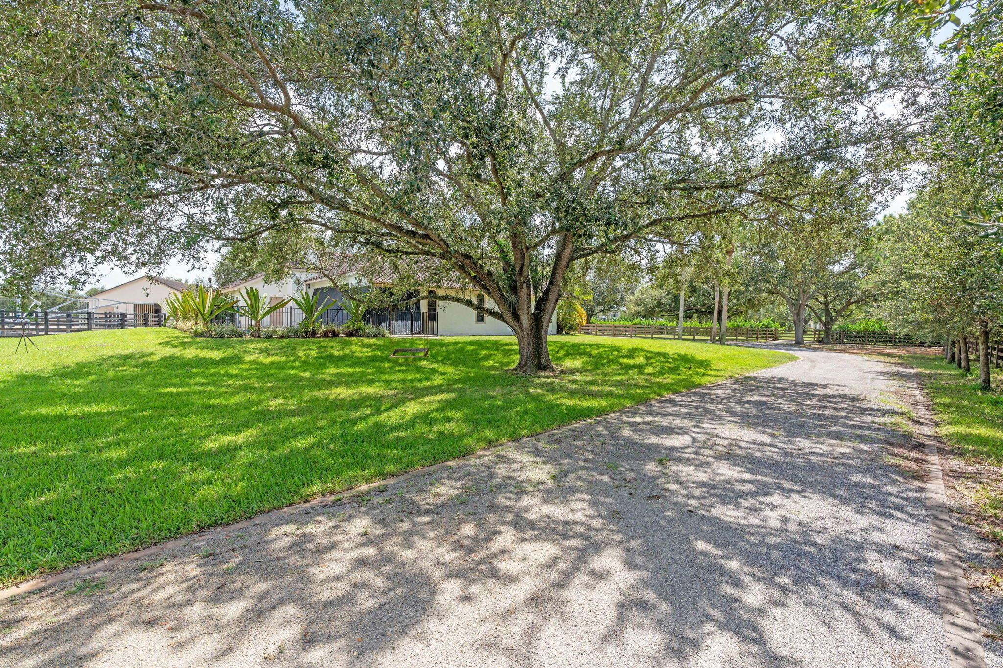 PADDOCK PARK NO 2 OF WELL - Residential