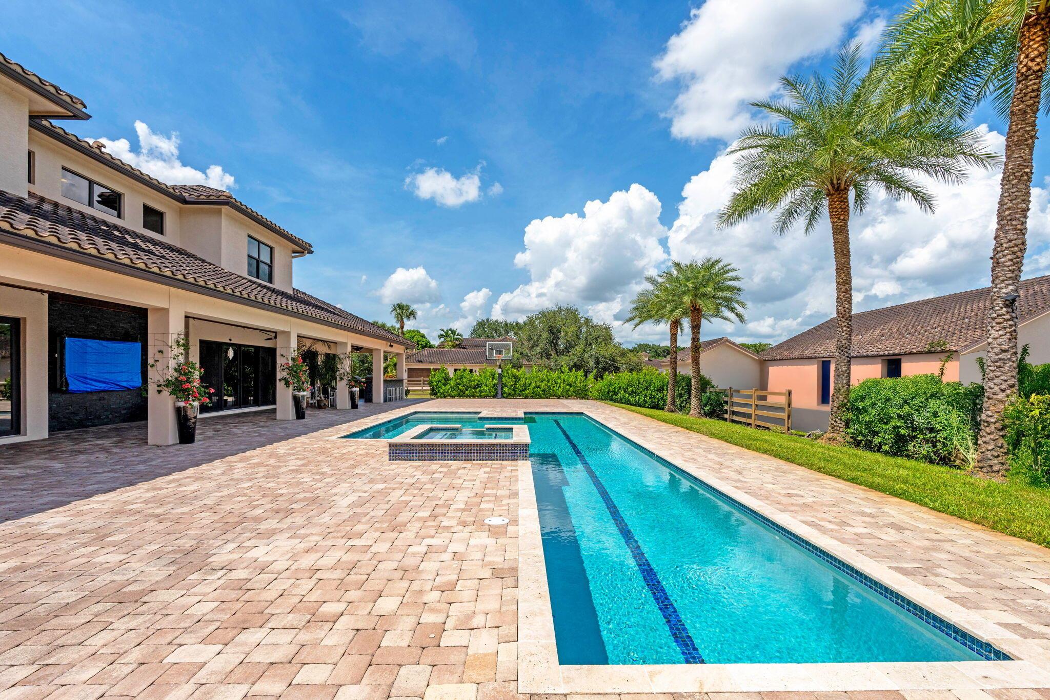 PADDOCK PARK NO 2 OF WELL - Residential