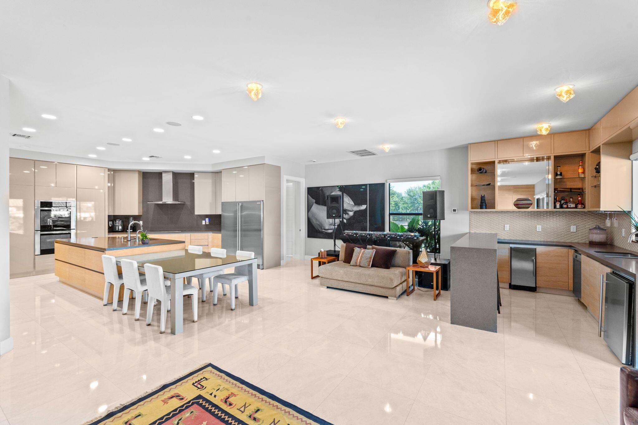 PADDOCK PARK NO 2 OF WELL - Residential